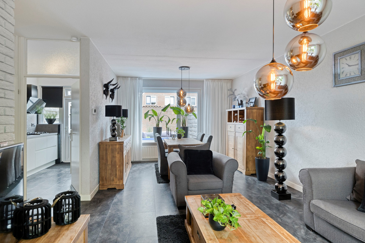 Tussenwoning te koop: Marehoekstraat 56, Oud-Vossemeer