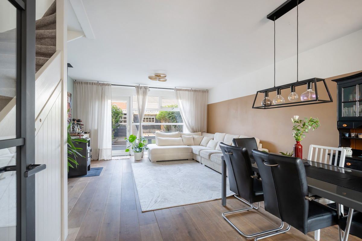 Tussenwoning te koop: Rijksstraatweg 91B, Dordrecht