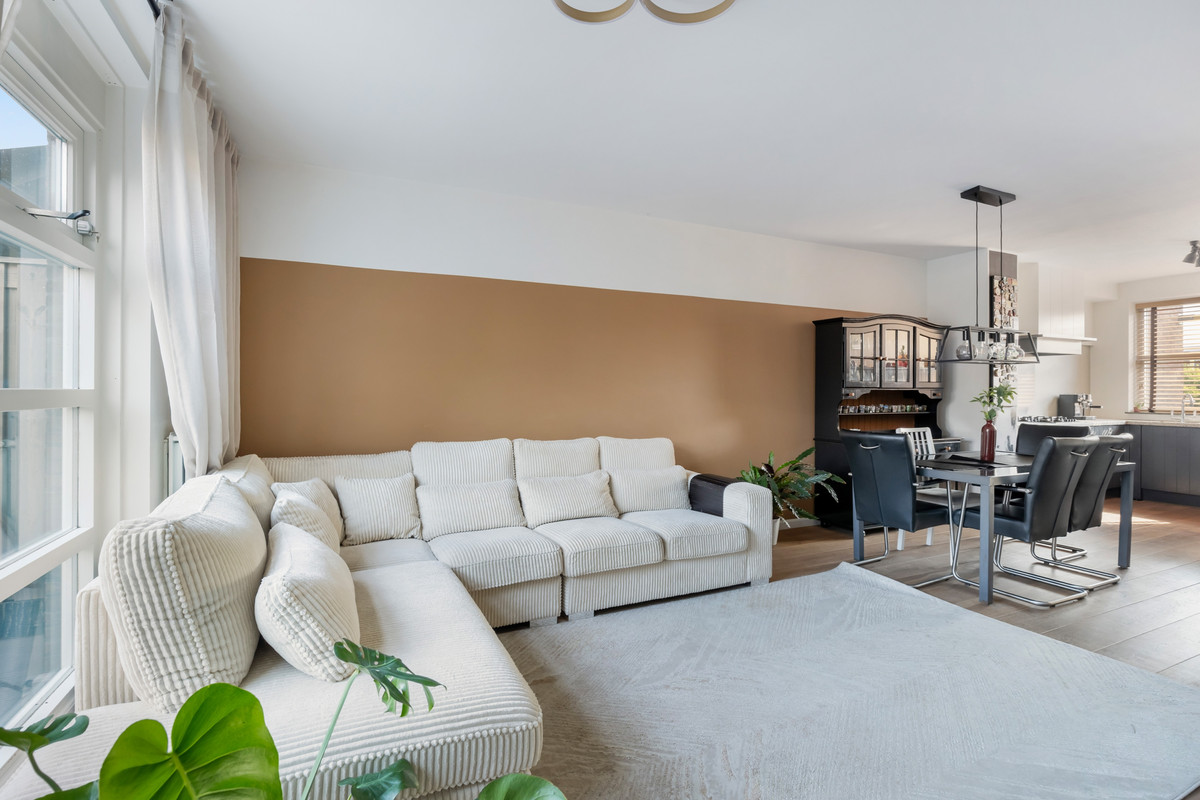 Tussenwoning te koop: Rijksstraatweg 91B, Dordrecht