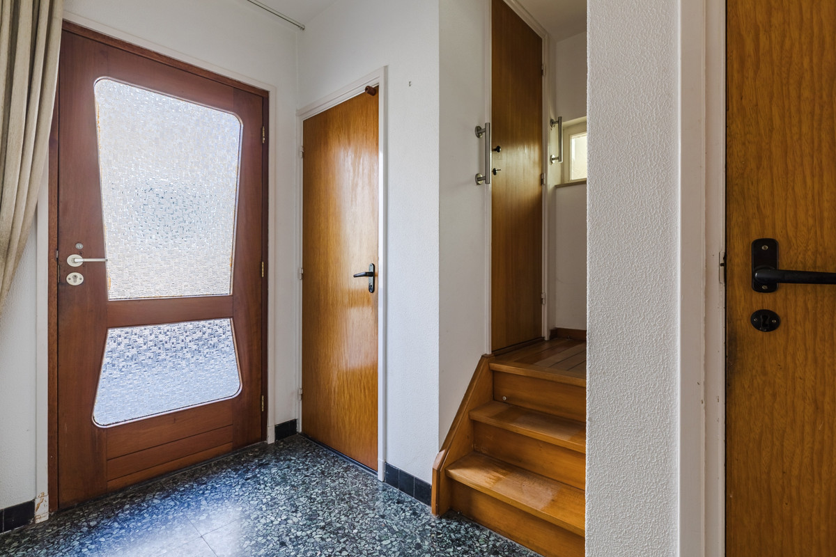 Twee-onder-één-kap te koop: Penrisstraat 17, Geleen