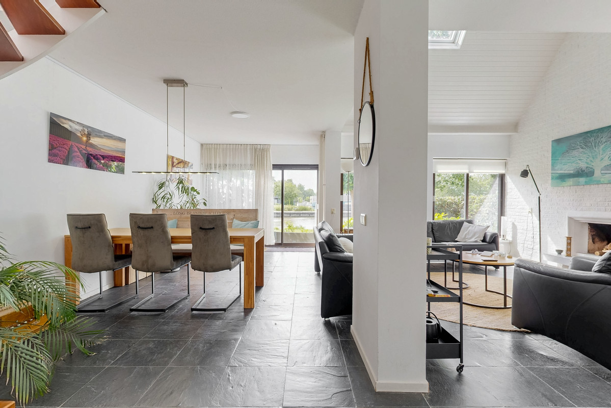 Hoekwoning te koop: Oxfordlaan 1, Leiden