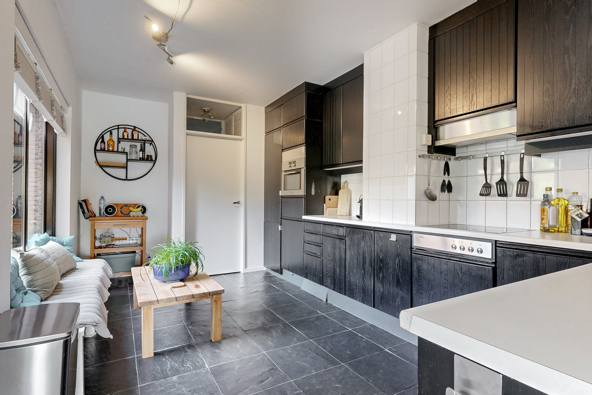 Hoekwoning te koop: Oxfordlaan 1, Leiden