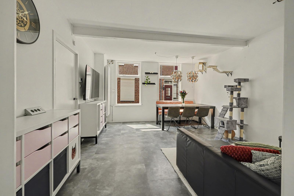 Tussenwoning te koop: Bleekveldstraat 11, Sint-Maartensdijk