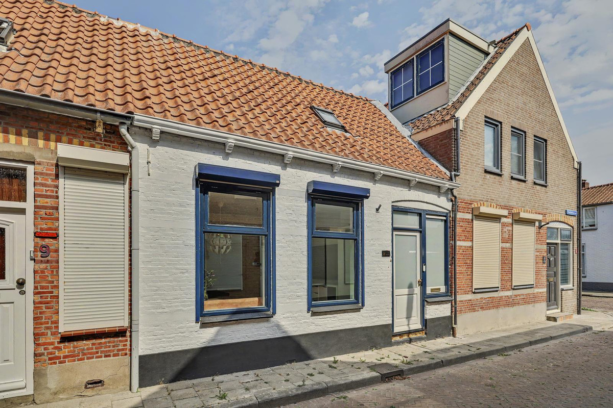 Tussenwoning te koop: Bleekveldstraat 11, Sint-Maartensdijk