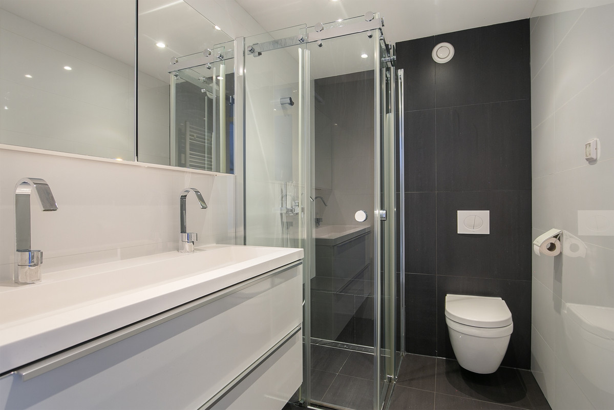 Tussenwoning te huur: Athenesingel 30, 'S-Gravenhage