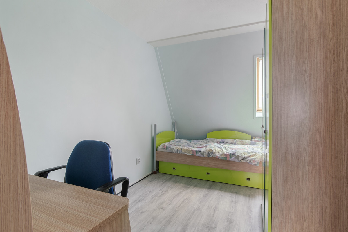 Tussenwoning te huur: Athenesingel 30, 'S-Gravenhage