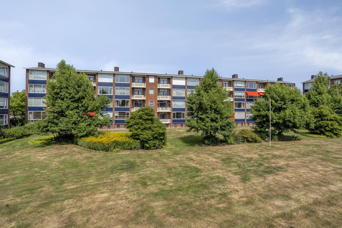 Appartement te koop: Van Musschenbroekstraat 66-1, Enschede