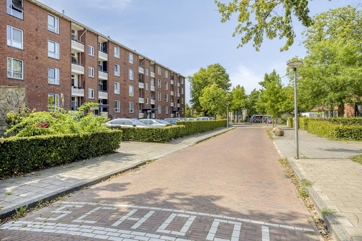 Appartement te koop: Van Musschenbroekstraat 66-1, Enschede