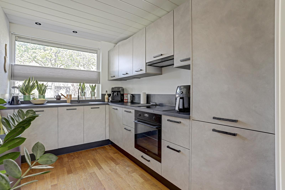Tussenwoning te koop: Eikenlaan 34, 'S-Gravenzande