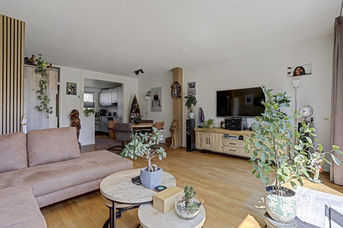 Tussenwoning te koop: Eikenlaan 34, 'S-Gravenzande