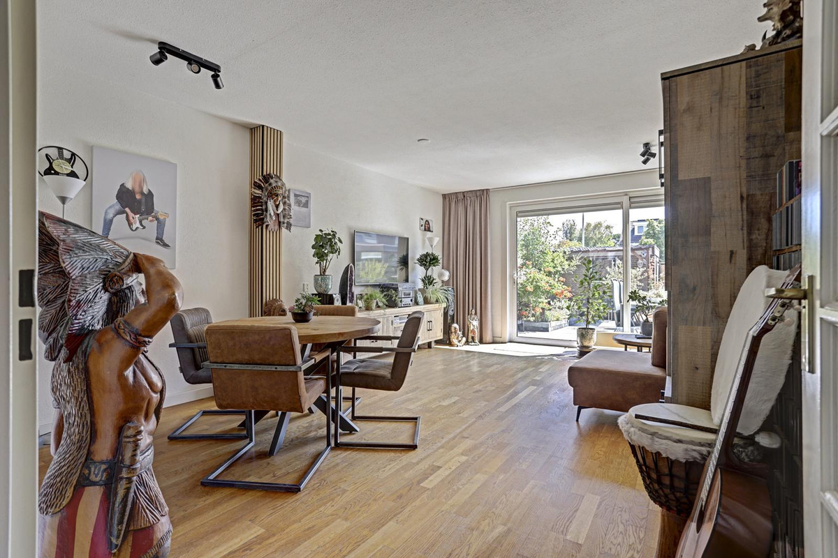 Tussenwoning te koop: Eikenlaan 34, 'S-Gravenzande