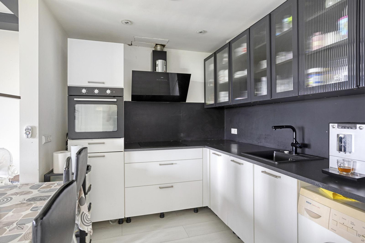Appartement te koop: Pharus 143, Zaandam