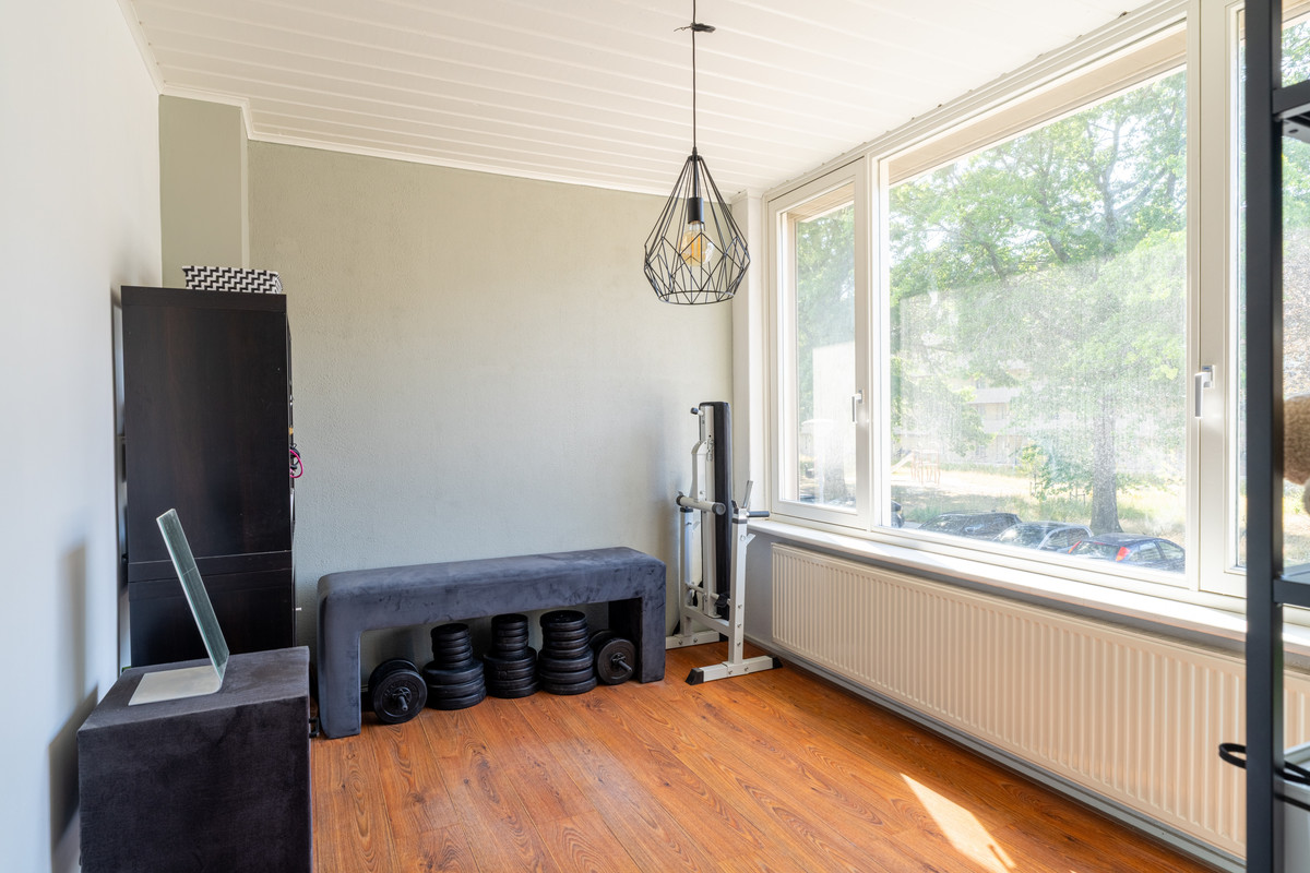 Tussenwoning te koop: Esdoornstraat 33, Waalwijk