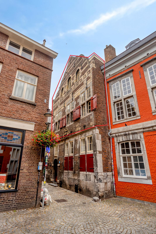 Hoekwoning te huur: Bisschopsmolengang 2B, Maastricht
