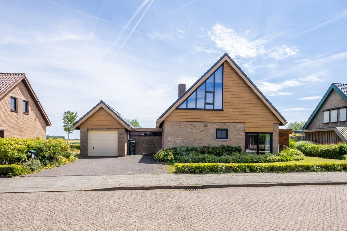 Vrijstaande woning te koop: Singel 75, Westdorpe