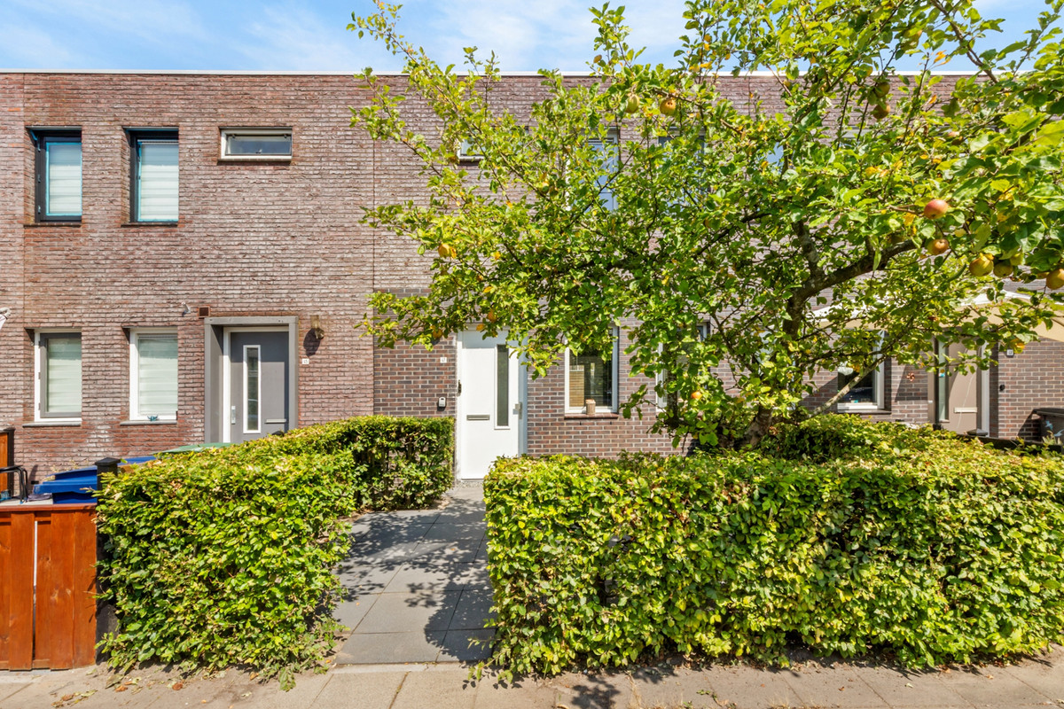 Tussenwoning te koop: Holbeinstraat 47, Almere