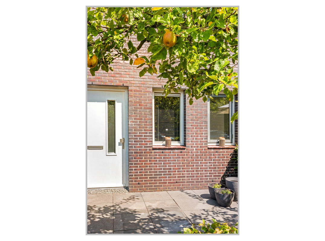 Tussenwoning te koop: Holbeinstraat 47, Almere