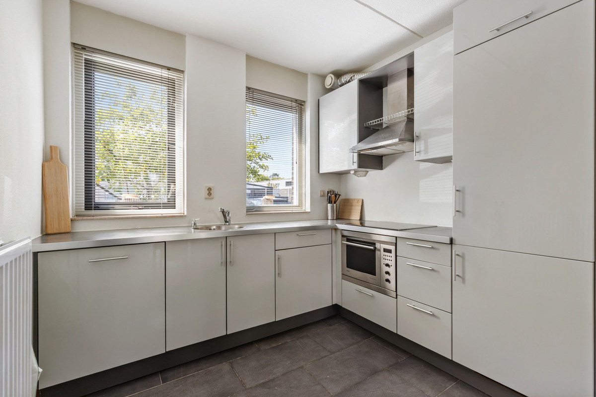Tussenwoning te koop: Holbeinstraat 47, Almere