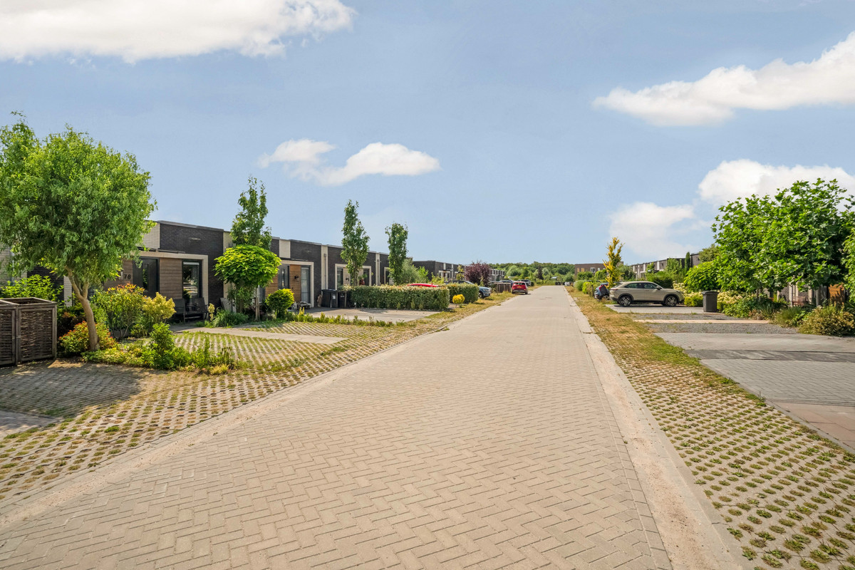 Tussenwoning te koop: Isaac Newtonstraat 78, Almere