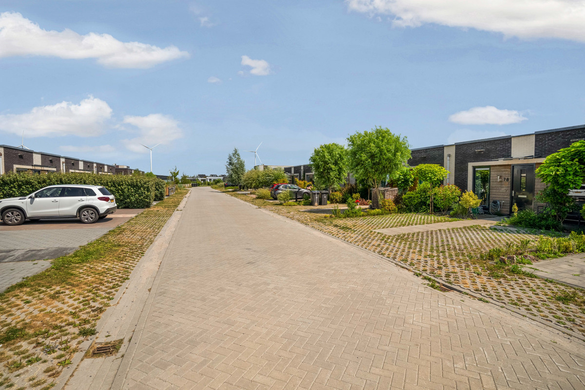 Tussenwoning te koop: Isaac Newtonstraat 78, Almere