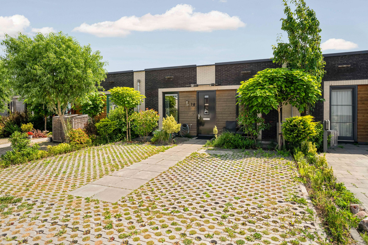 Tussenwoning te koop: Isaac Newtonstraat 78, Almere