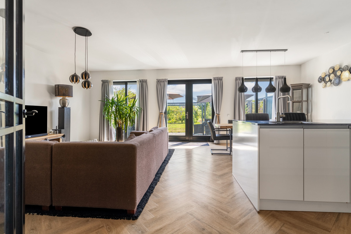 Tussenwoning te koop: Isaac Newtonstraat 78, Almere