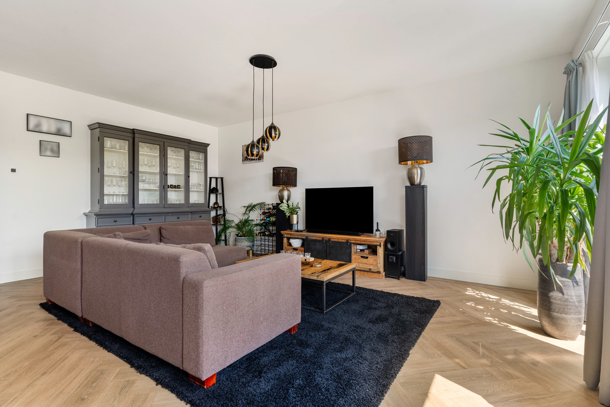 Tussenwoning te koop: Isaac Newtonstraat 78, Almere