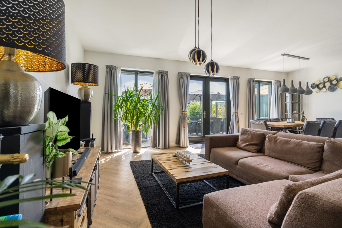 Tussenwoning te koop: Isaac Newtonstraat 78, Almere