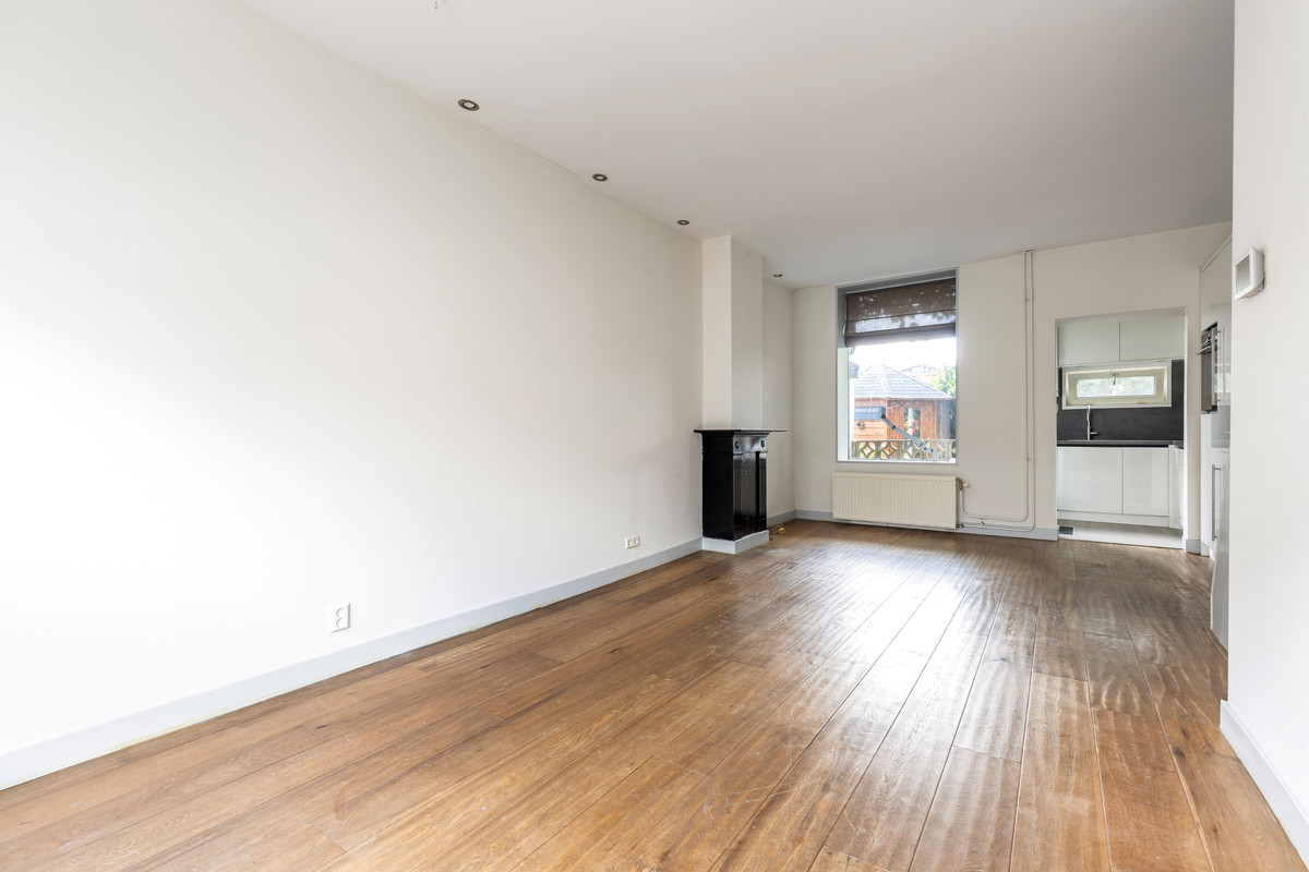 Hoekwoning te koop: Adriaan Van Altenastraat 5, Dordrecht