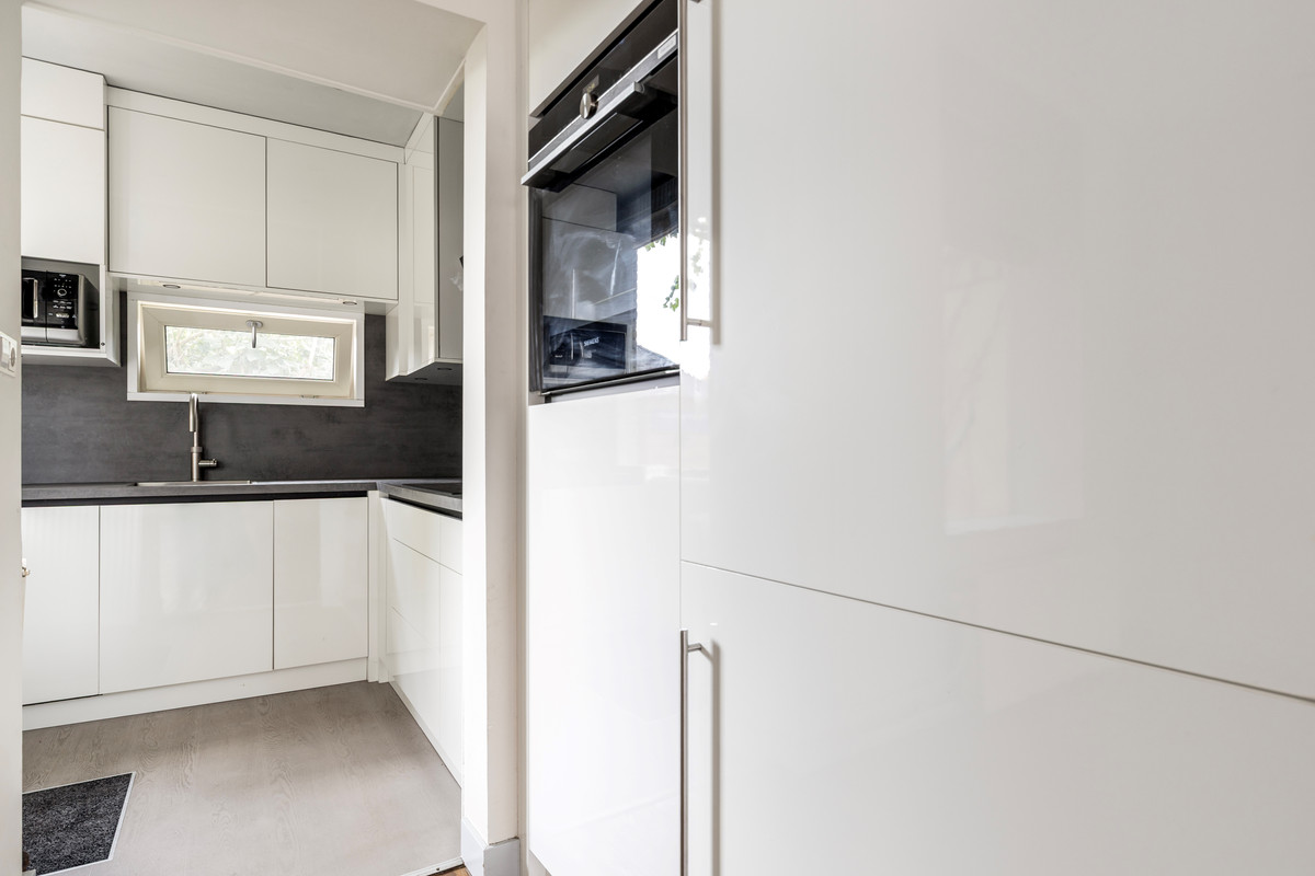 Hoekwoning te koop: Adriaan Van Altenastraat 5, Dordrecht