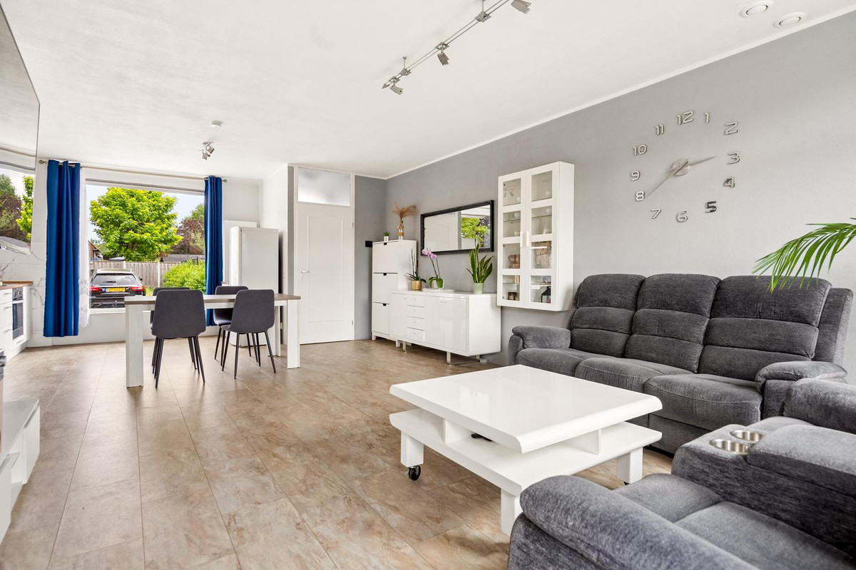 Tussenwoning te koop: Purmer 8, Lelystad