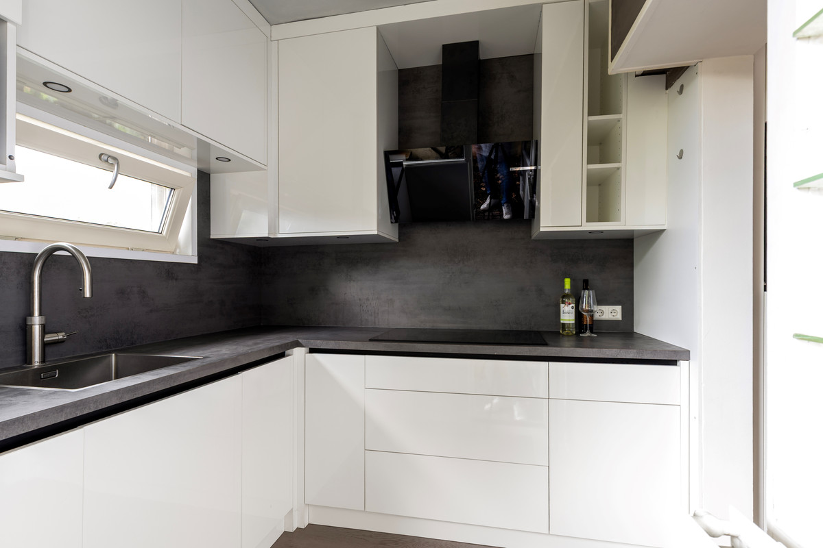 Hoekwoning te koop: Adriaan Van Altenastraat 5, Dordrecht
