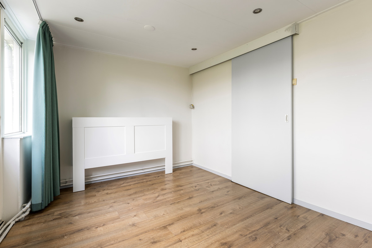 Hoekwoning te koop: Adriaan Van Altenastraat 5, Dordrecht