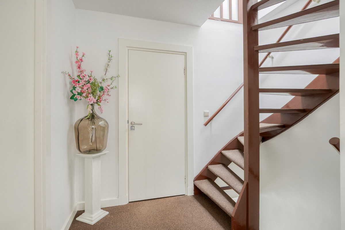 Tussenwoning te koop: Dokter Schöyerstraat 93, Gorinchem