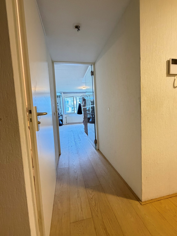 Appartement te huur: Omval 285, Amsterdam