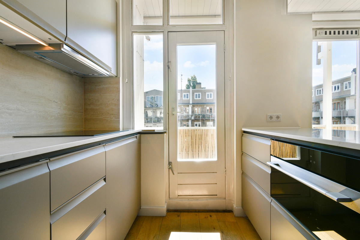 Appartement te huur: Eerste Jan Steenstraat 90-3, Amsterdam