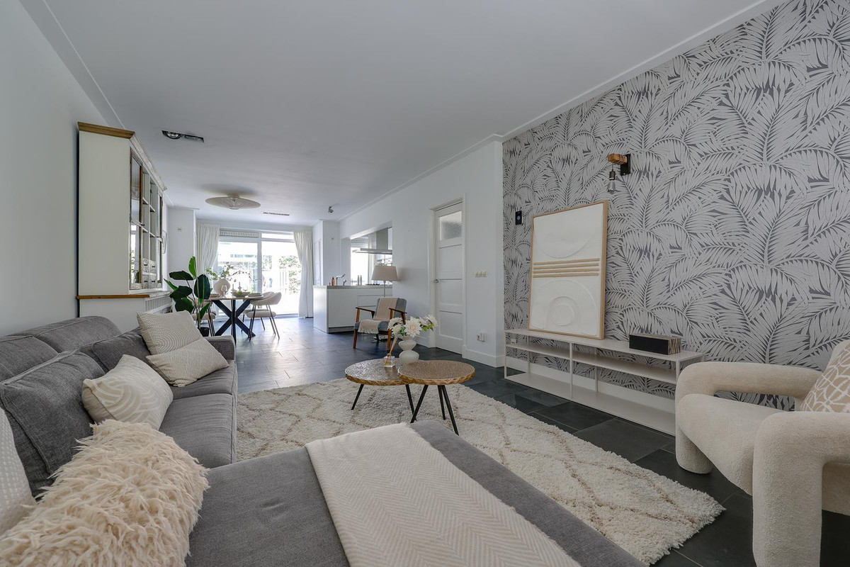 Tussenwoning te koop: Eikenrodelaan 73, Amstelveen