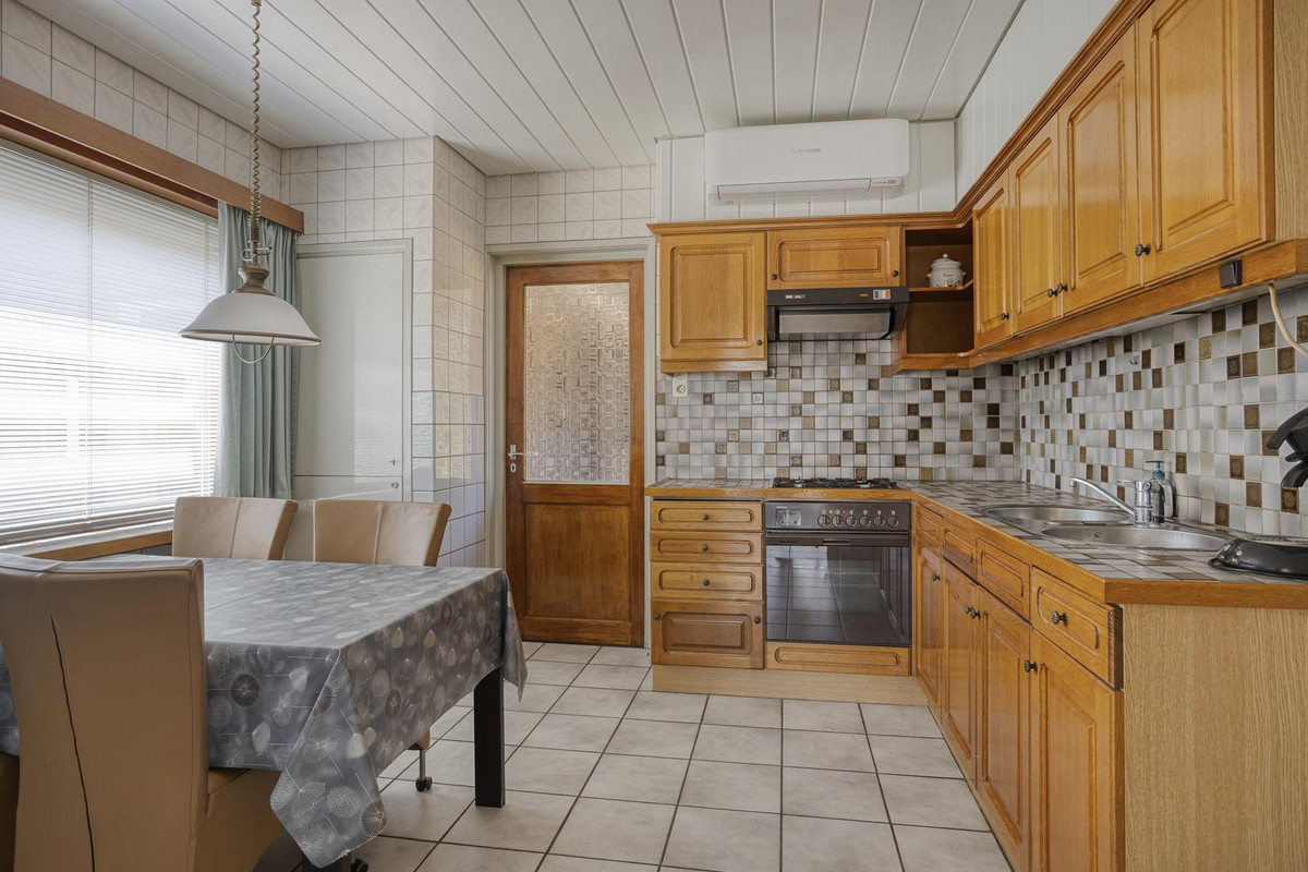 Vrijstaande woning te koop: Hummelstraat 1, Sas Van Gent