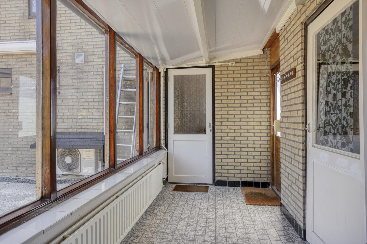 Vrijstaande woning te koop: Hummelstraat 1, Sas Van Gent