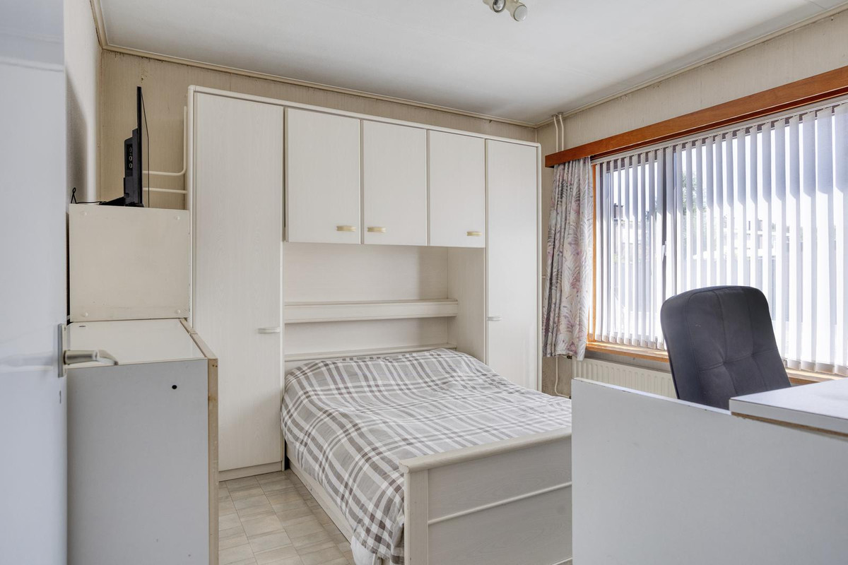 Vrijstaande woning te koop: Hummelstraat 1, Sas Van Gent