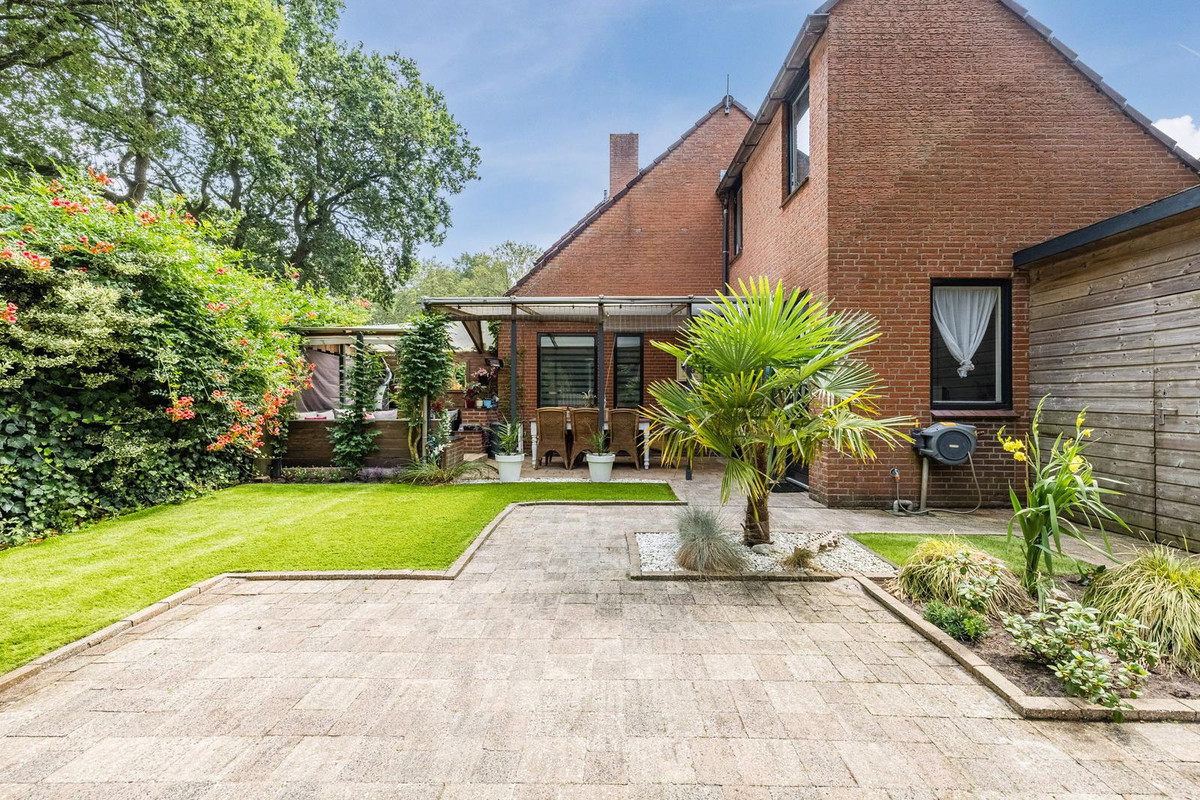 Hoekwoning te koop: Mantinghstraat 47, Hoogeveen