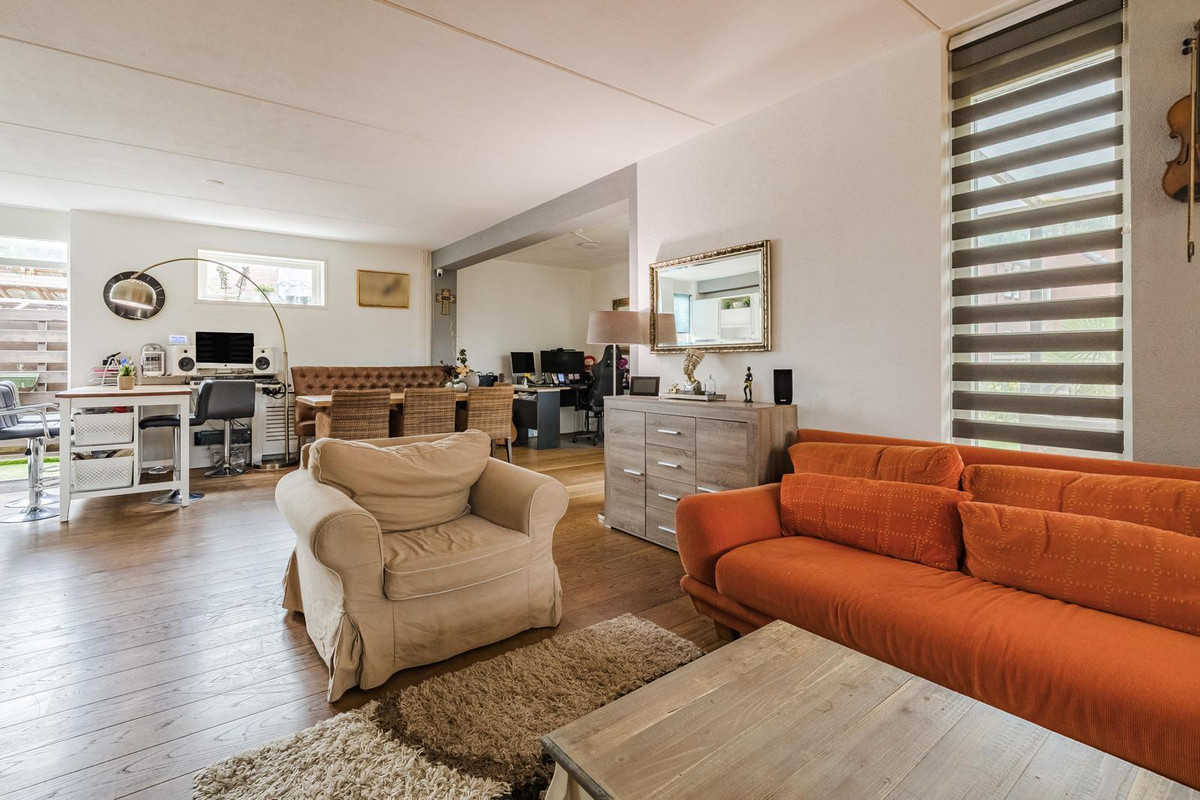 Hoekwoning te koop: Mantinghstraat 47, Hoogeveen