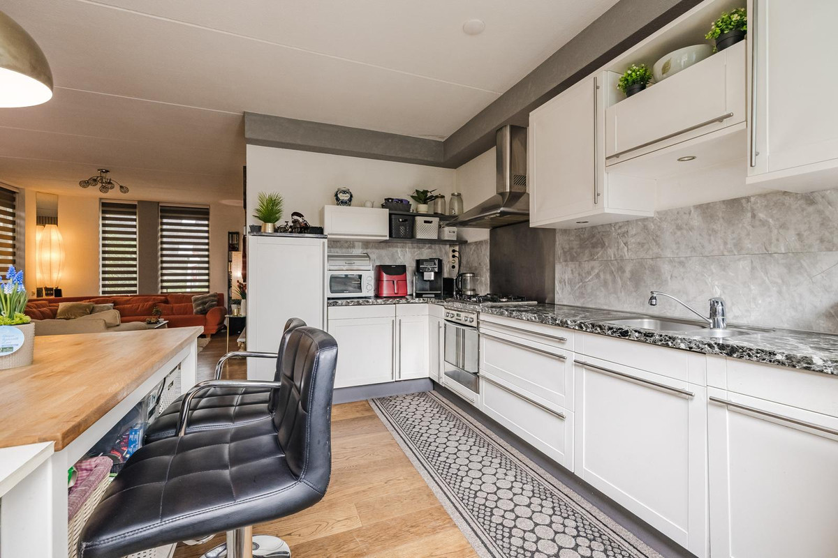 Hoekwoning te koop: Mantinghstraat 47, Hoogeveen