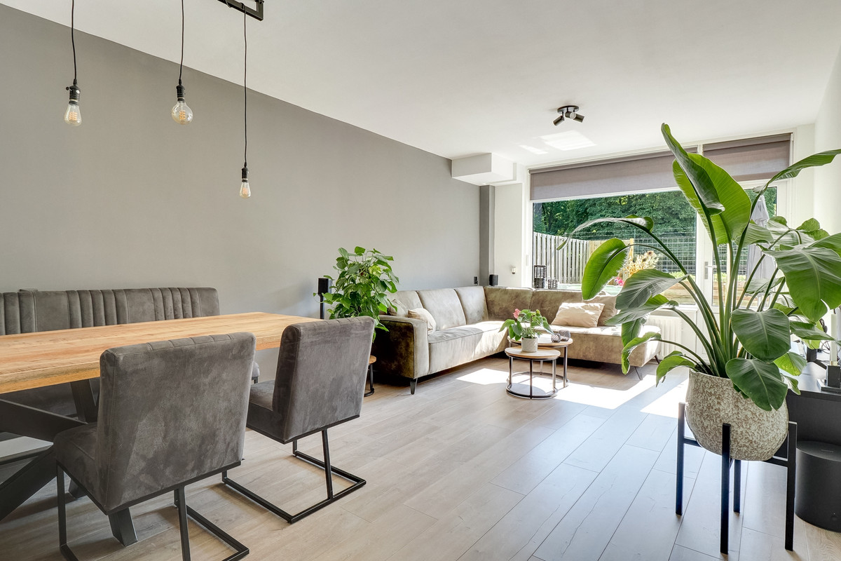Appartement te koop: van Herwijnenplantsoen 253, Nieuwegein