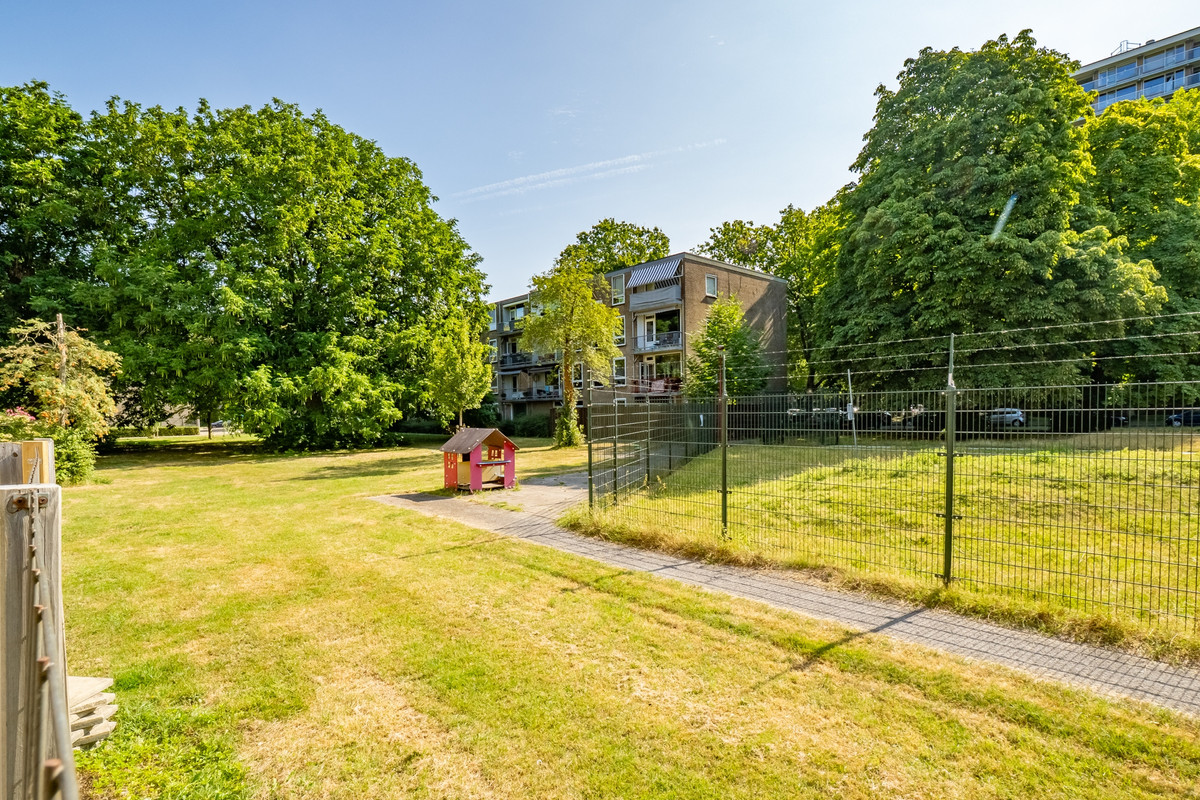 Appartement te koop: van Herwijnenplantsoen 253, Nieuwegein