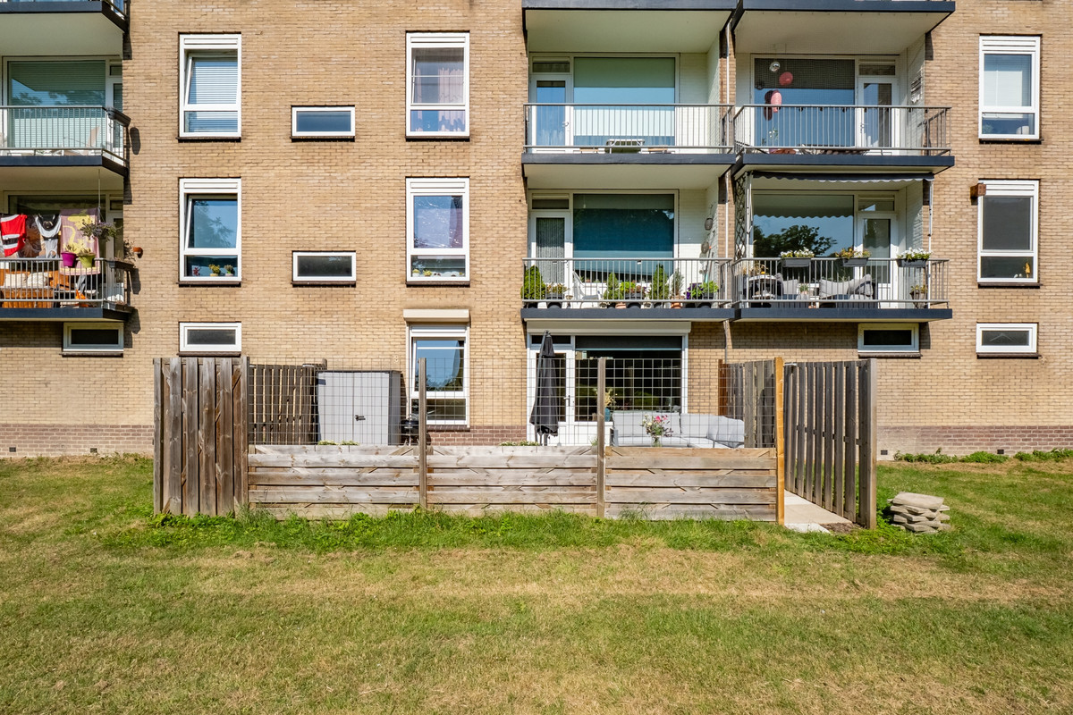 Appartement te koop: van Herwijnenplantsoen 253, Nieuwegein