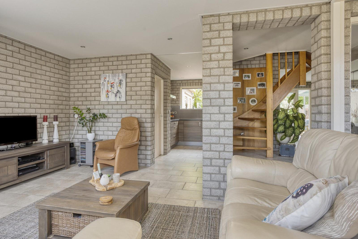 Vrijstaande woning te koop: Schoolstraat 54, Nieuw-Vossemeer
