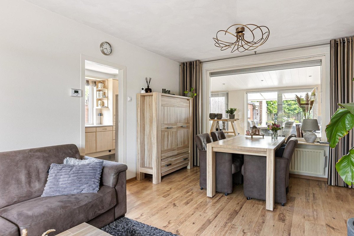 Twee-onder-één-kap te koop: Prins van Oranjestraat 20, Vierlingsbeek