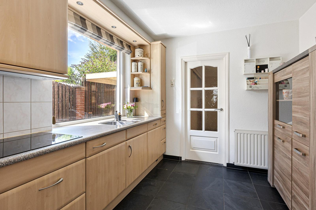 Twee-onder-één-kap te koop: Prins van Oranjestraat 20, Vierlingsbeek
