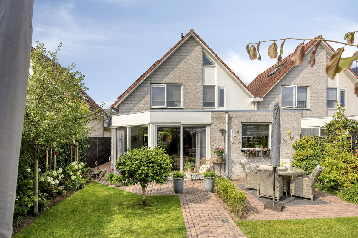 Hoekwoning te koop: Waterschap 61, Oss